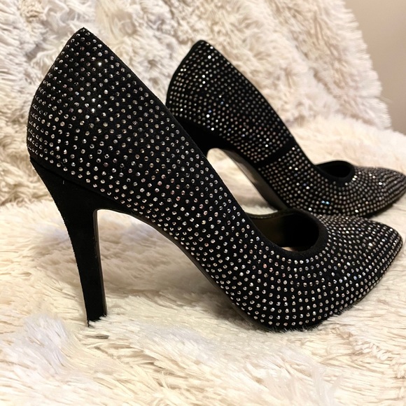 Black Rhinestone Pumps - Picture 2 of 8